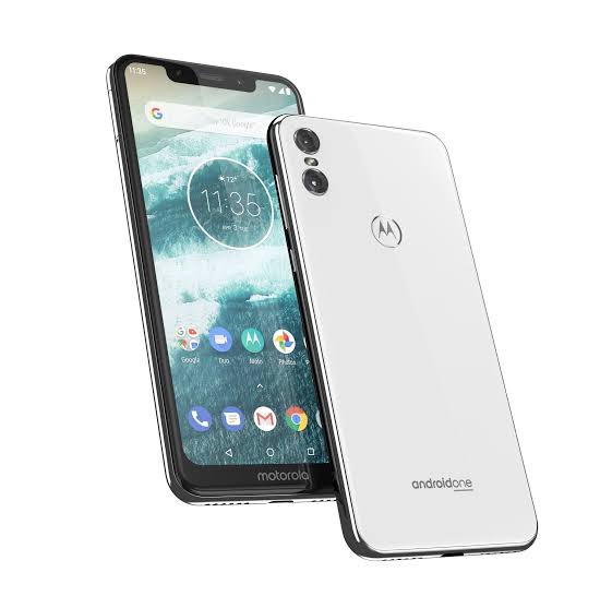 Moto One